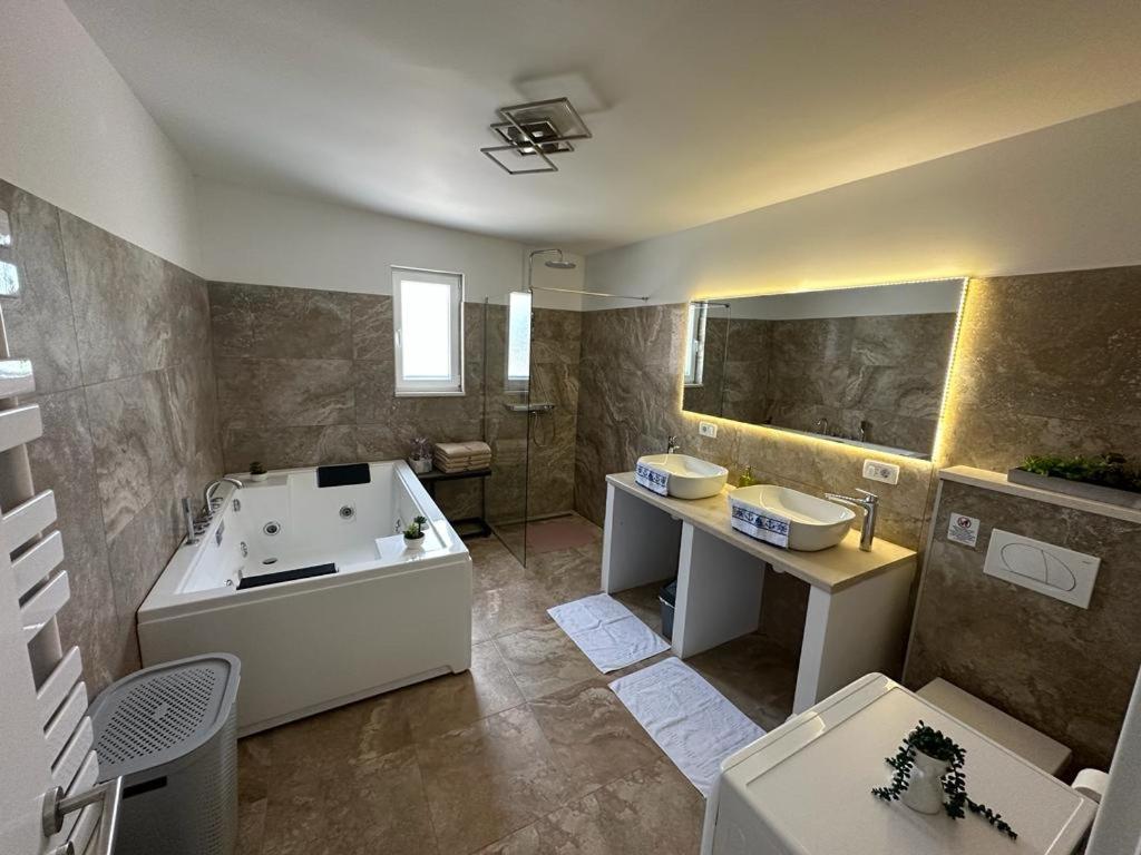 Villa Green Hill, Cista Velika, Imotski Оміш Екстер'єр фото
